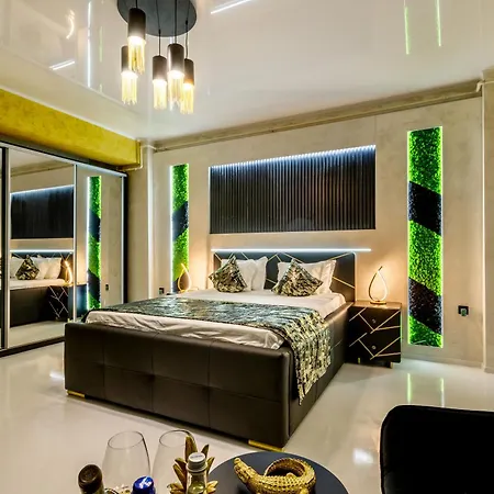 Buildings Apartment *