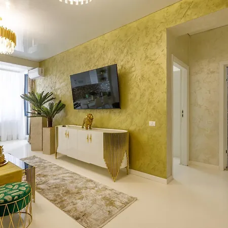Buildings Apartment *